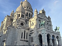 Basilica of Sacré Coeur de Montmartre (Sacred Heart of Montmartre) in Paris