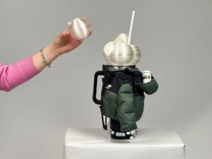 The Dia Bottle prototype combines a water bottle, a glucose-drink compartment and storage for essential supplies